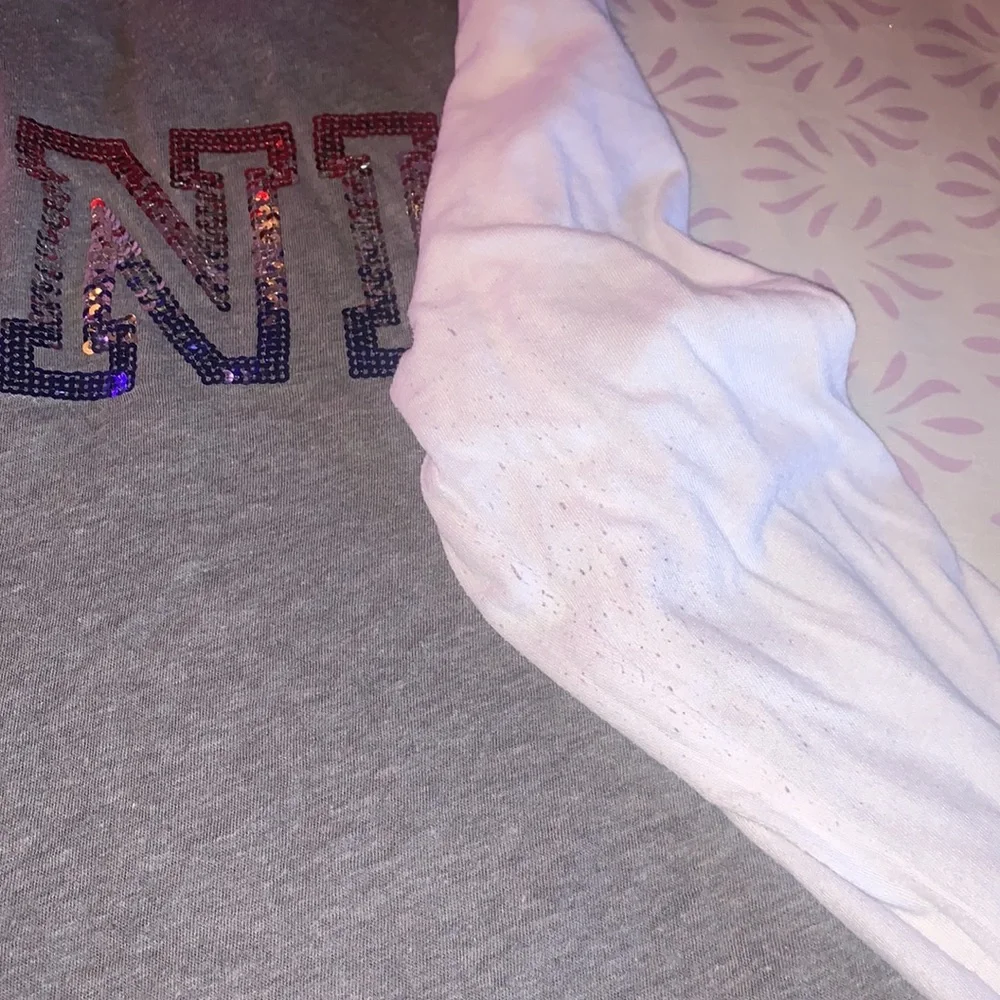 VS PINK tee - Picture 3 of 5